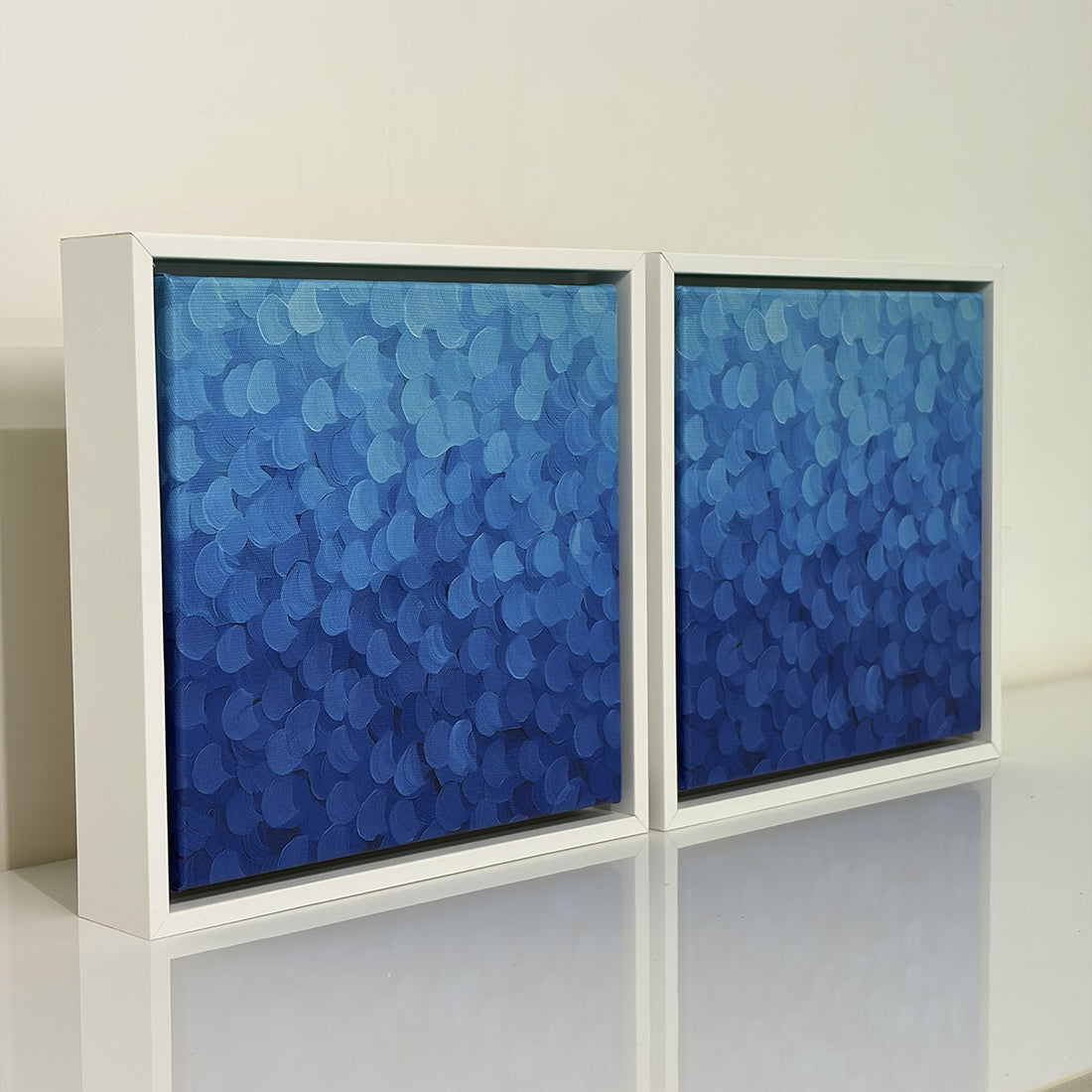 2295 - Dupla de quadros monocromático azul