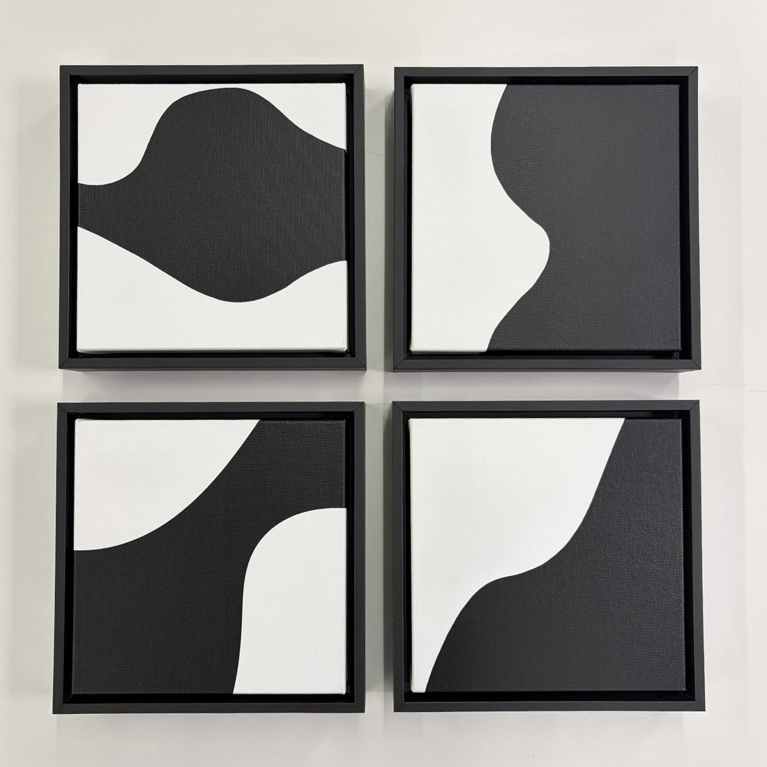 4009 - Composição de 4 quadros moderna PeB